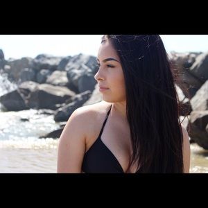 Meet your Posher, Cynthia