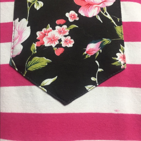 Flowers and stripes top - Picture 7 of 8