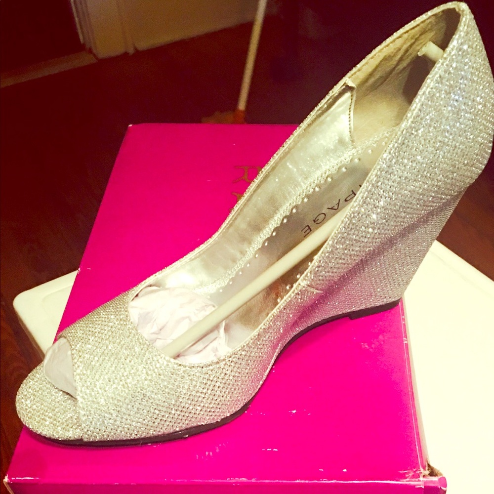 Rampage silver peep toe wedges