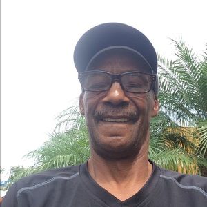 Meet your Posher, Thomas