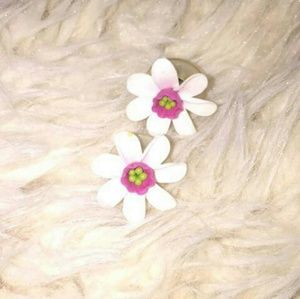 Flower earrings