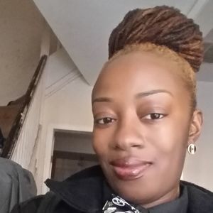 Meet your Posher, Latarsha