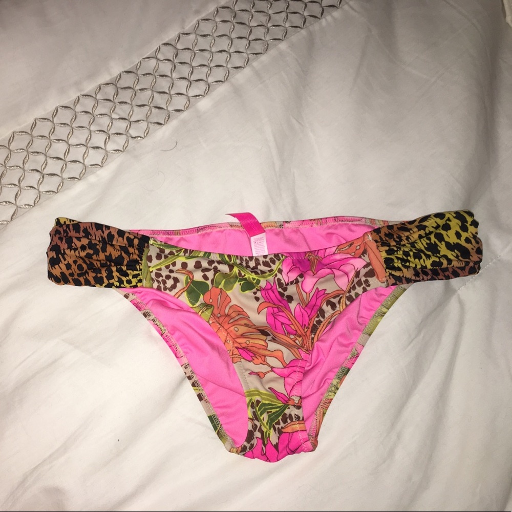 Bikini bottom