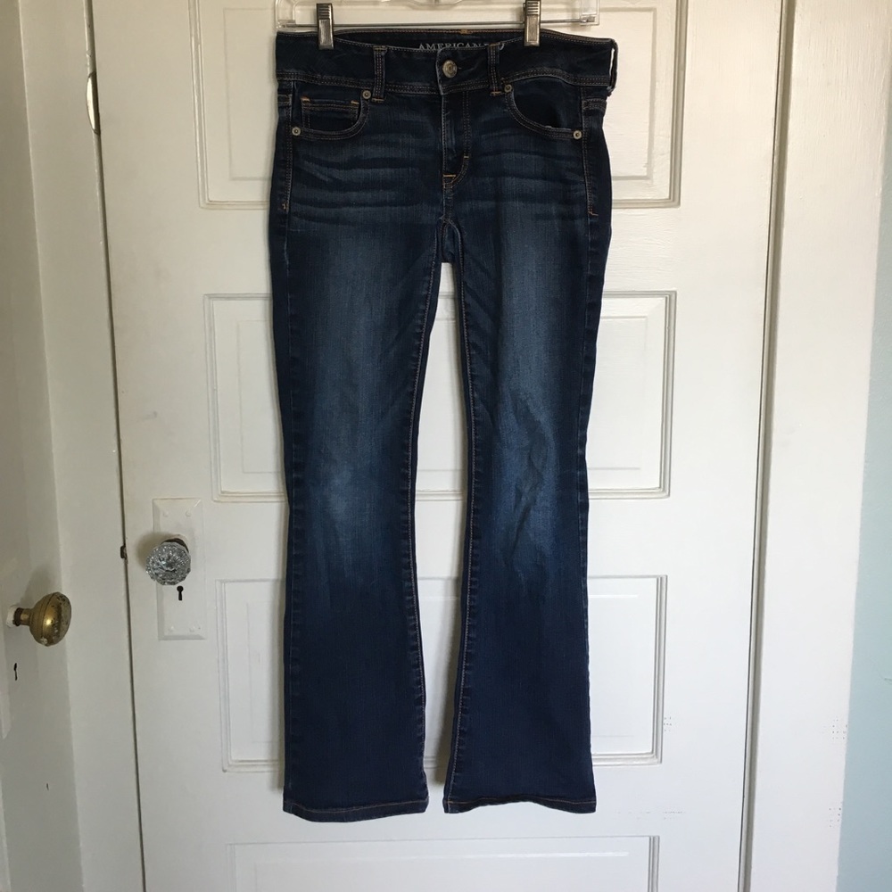 Boot cut jeans