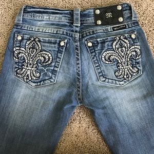 Fleur-de-lis Miss Me jeans 27 boot