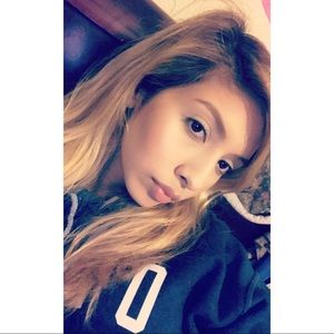 Meet your Posher, Candace