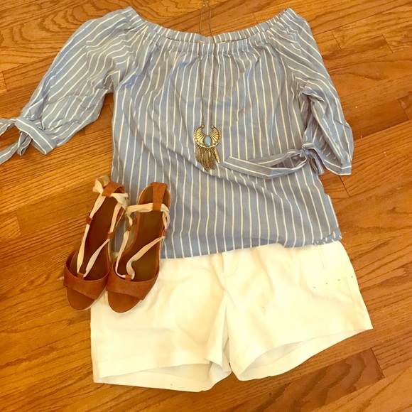 NWT never worn white shorts - Picture 1 of 3