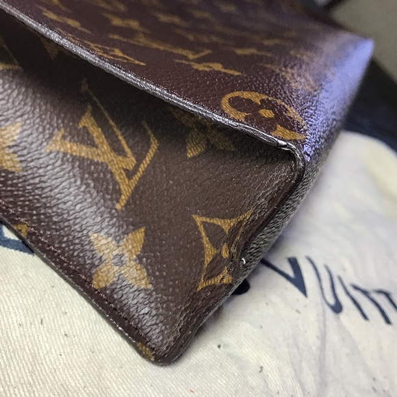 SOLD: Auth Louis Vuitton Monogram Toiletry 26 - Picture 4 of 8