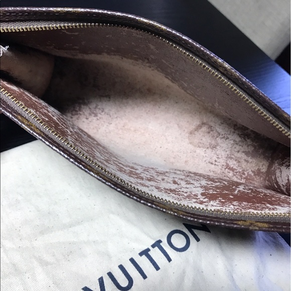 SOLD: Auth Louis Vuitton Monogram Toiletry 26 - Picture 7 of 8
