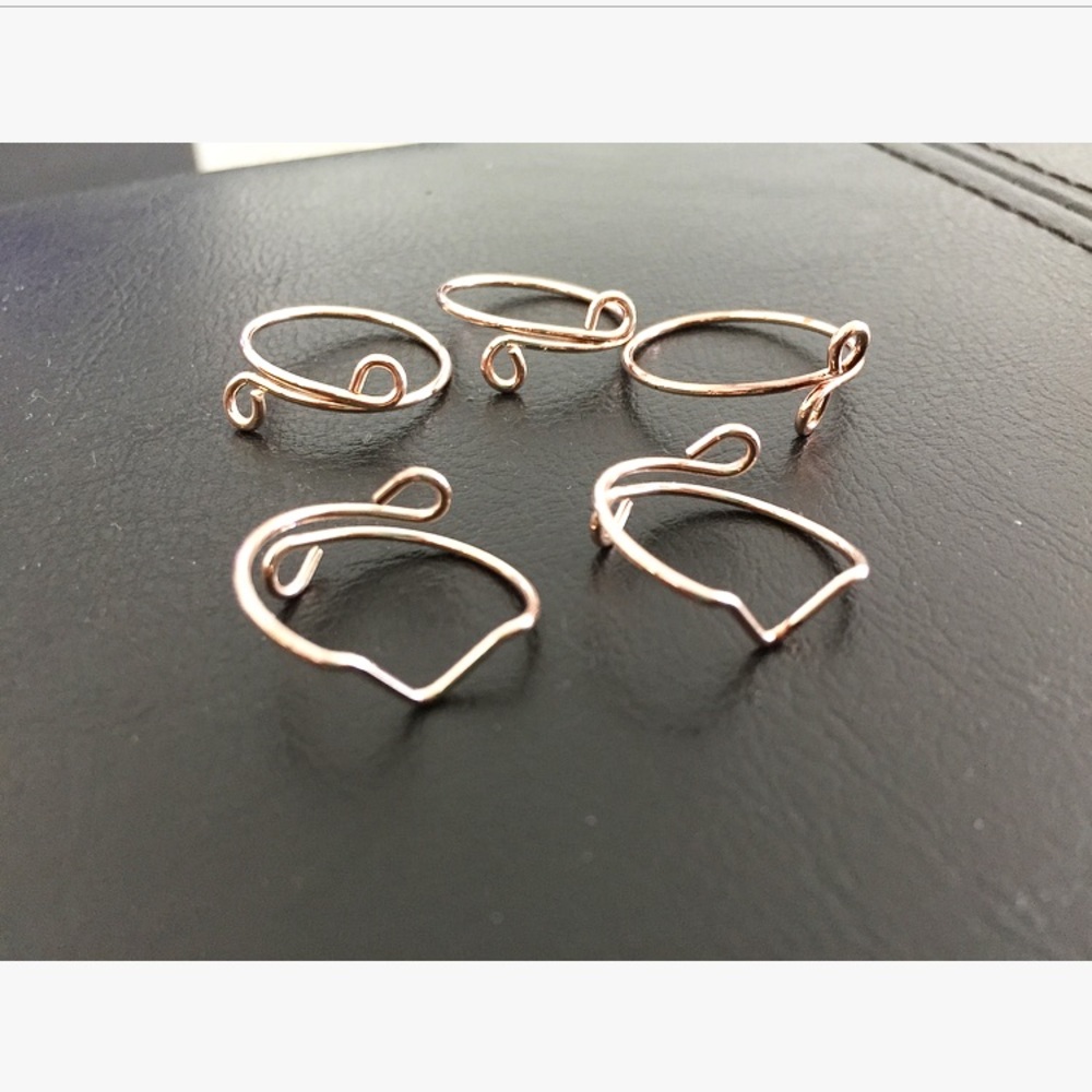 5 piece minimalist gold midi and ring set - Picture 2 of 2