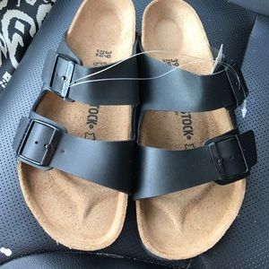 Black leather Arizona Birkenstock brand new