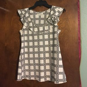 Banana Republic. Precious black and white top