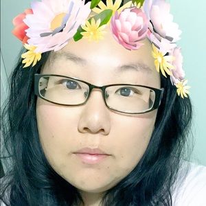 Meet your Posher, Claire