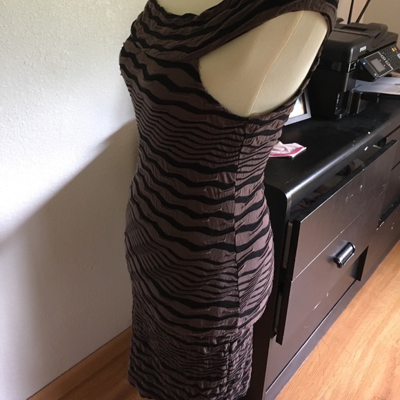 Cute dress:) - Picture 3 of 4