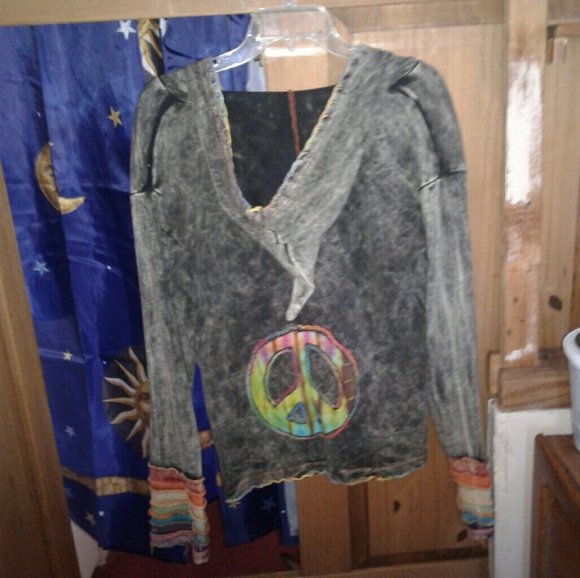 **SOLD**WOMENS'S SHOP THERAPY HOODIE ZIPPER JACKET - Picture 2 of 8