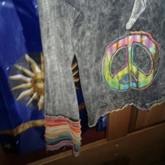 **SOLD**WOMENS'S SHOP THERAPY HOODIE ZIPPER JACKET - Picture 7 of 8