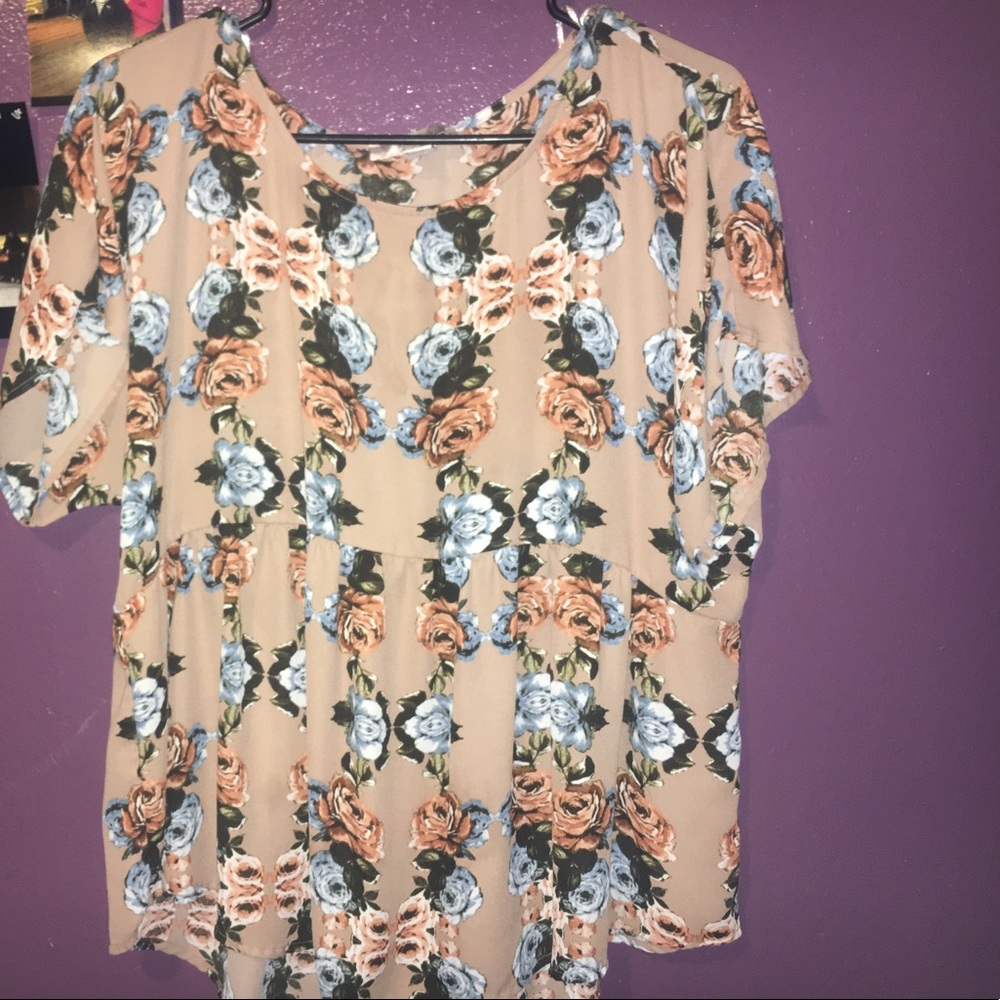 Forever 21 shirt size large