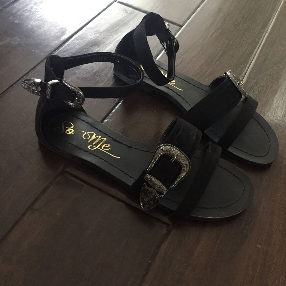 SALE✂️Black Buckle Up Sandals - Picture 2 of 5
