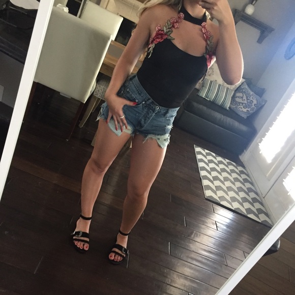 SALE✂️Black Buckle Up Sandals - Picture 3 of 5