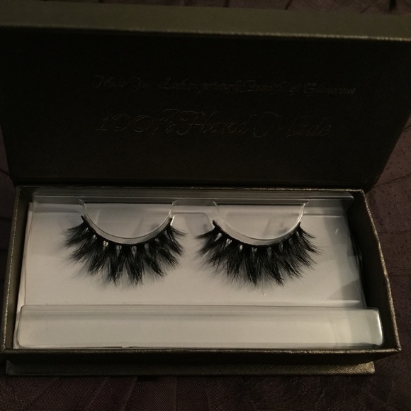 Hand made Mink lashes - Picture 1 of 2