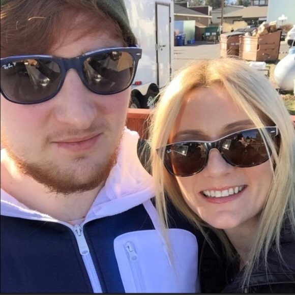 Meet your posher - Picture 4 of 8