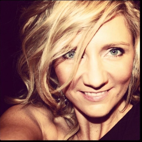 Meet your posher - Picture 5 of 8