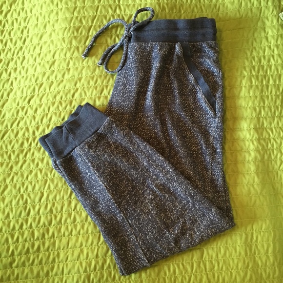 🆑‼️Comfy Sweat Pants - Picture 2 of 3