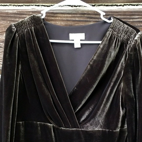 Anne Taylor Dresses - Anne Taylor Loft Brown Velvet Long Sleeve Dress Anne Taylor Dresses - Anne Taylor Loft Brown Velvet Long Sleeve Dress
