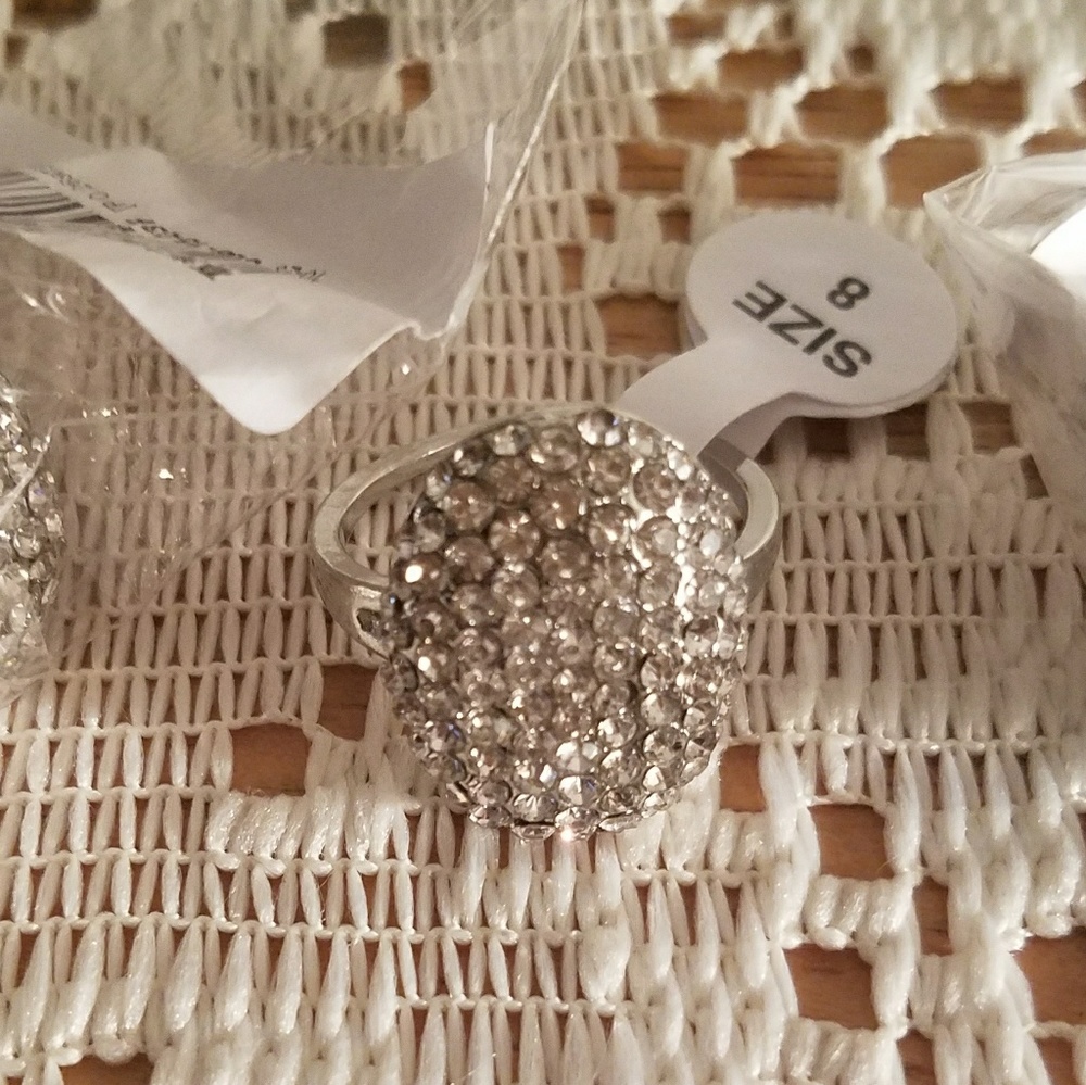 Ring NWOT