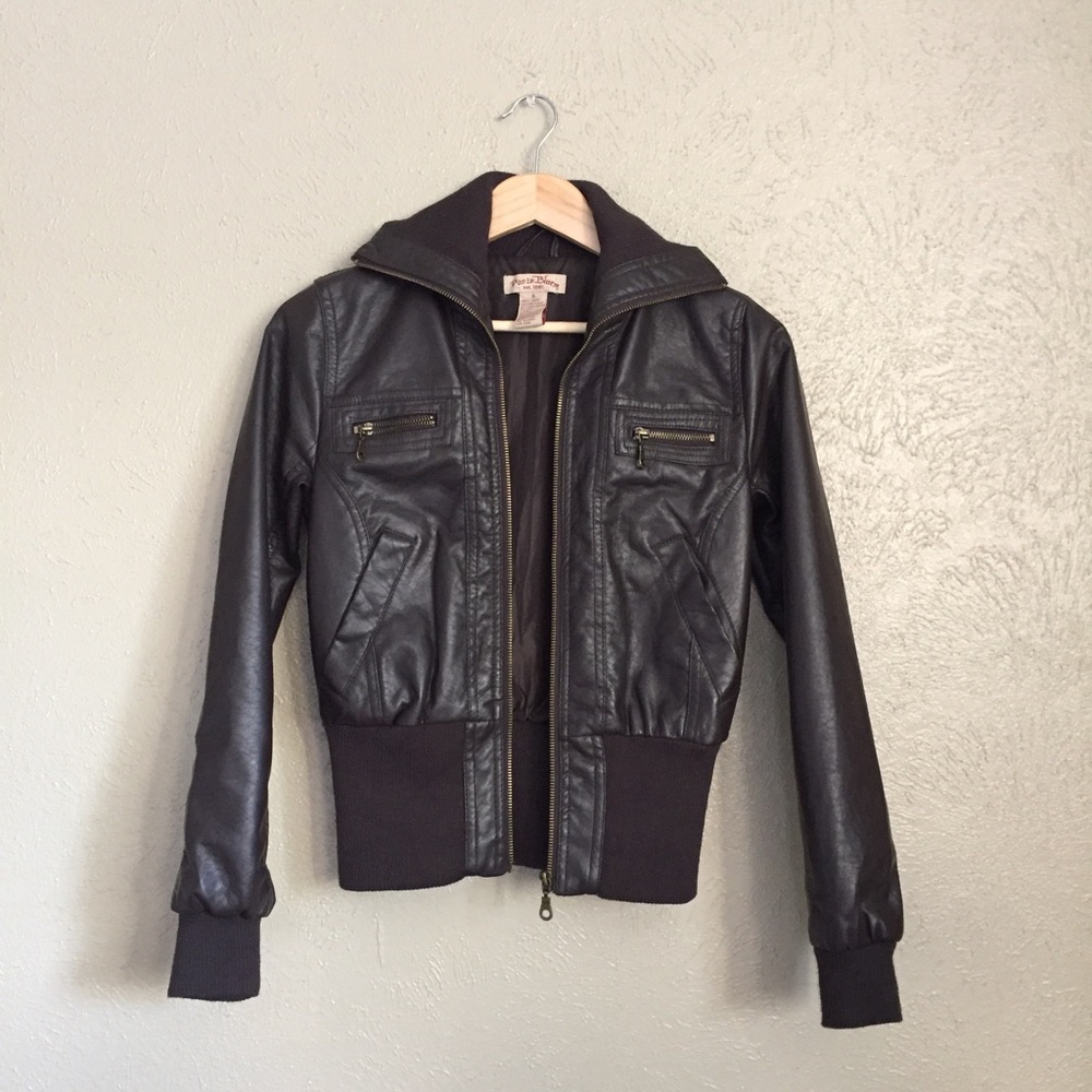 ✨Faux Leather Jacket