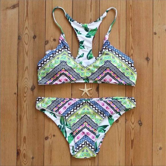 🌸 womens reversible leaf pattern bikini padded - Picture 3 of 7