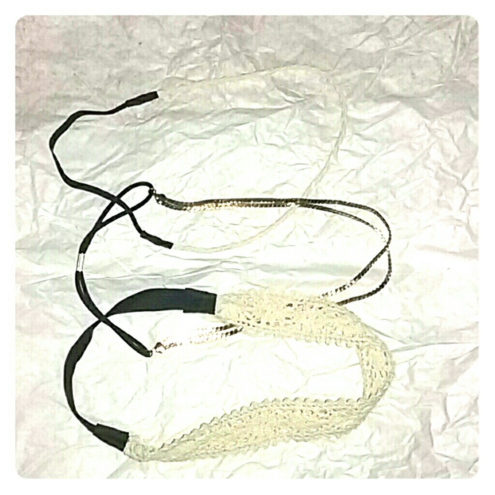 Set of three headbands