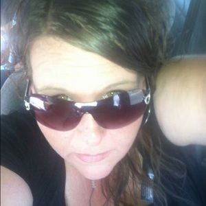 Meet your Posher, Tracy