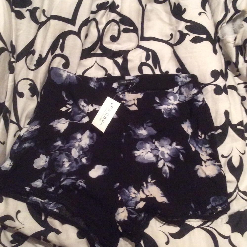 Kendall and Kylie Pacsun shorts