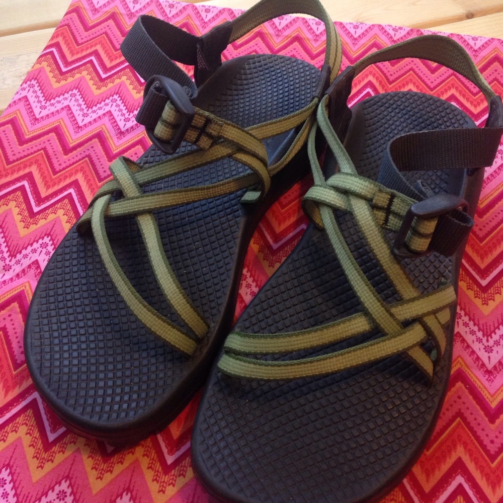 Chaco Sandals Size 9 Green Chacos Vibram
