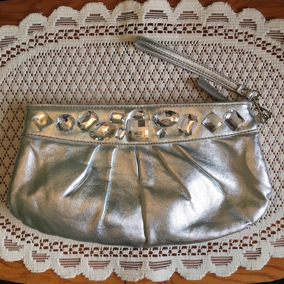 Sparkly Silver Clutch Purse - Picture 2 of 7