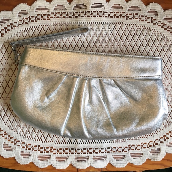 Sparkly Silver Clutch Purse - Picture 3 of 7