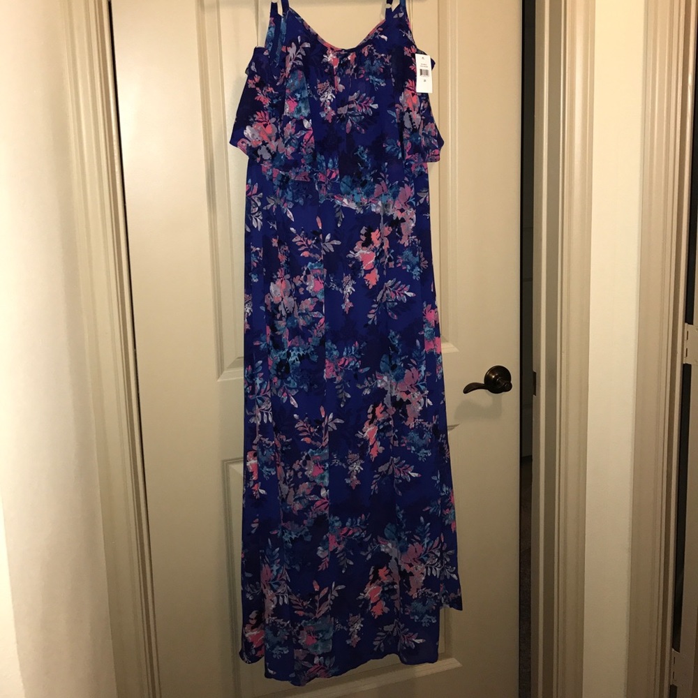 Love on a Hanger multi floral maxi size 2X NWT