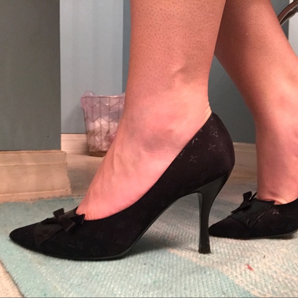 ❗️SALE❗️Louis Vuitton Heels 👠 - Picture 5 of 6