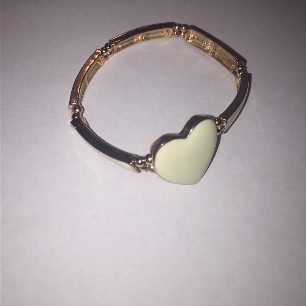 Heart bracelet