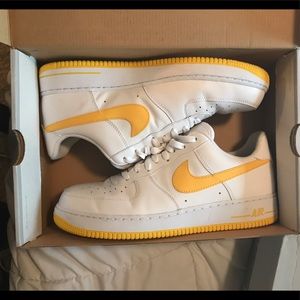 Nike Air Force 1