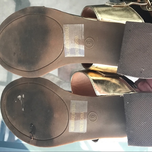 Gold Sandals - Picture 4 of 4