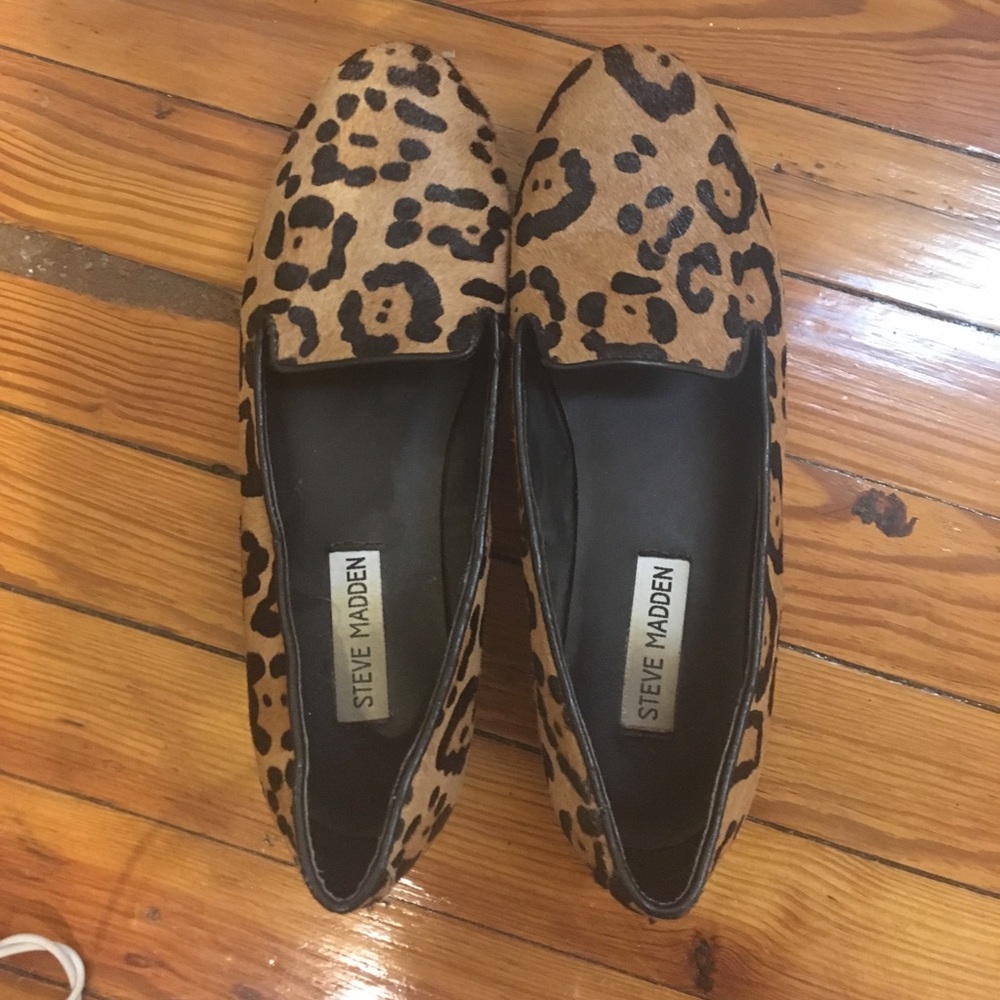 Steve Madden Leopard flats