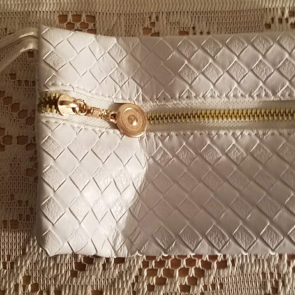 Wristlet NWOT