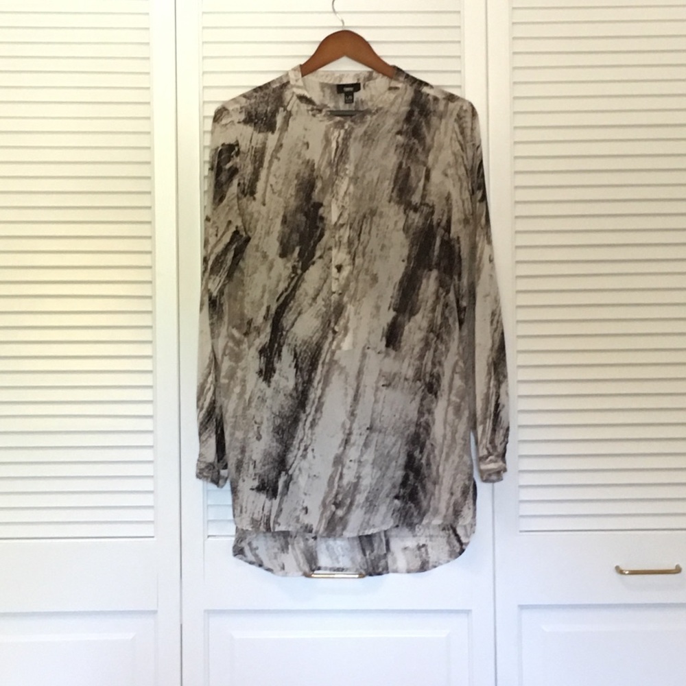 LONG SLEEVE MARBLE PRINT BLOUSE W FRONT ZIPPER