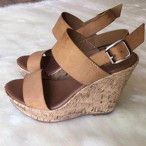 Mossimo Tan Platform Sandals size 7
