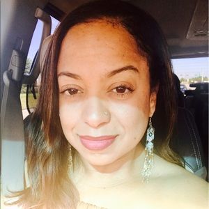 Meet your Posher, Paris