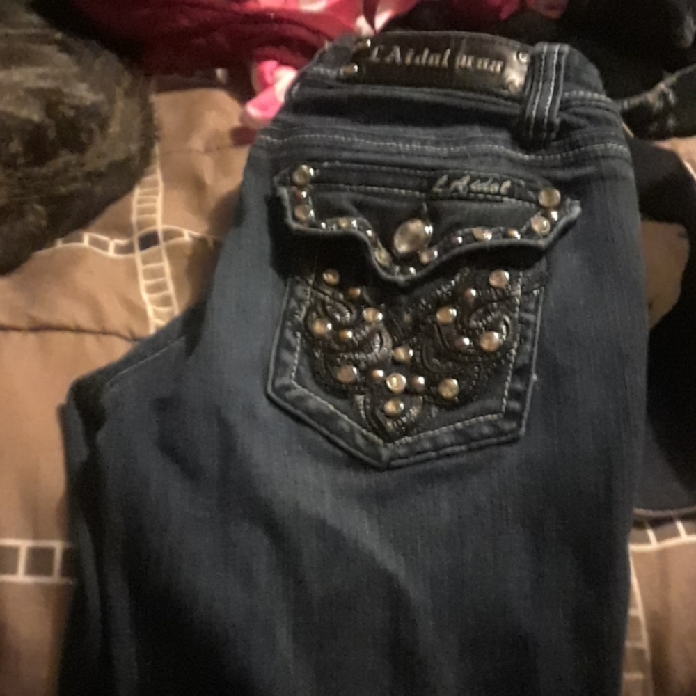 L.A. idol jeans size 5 (w. 29 --L.34)