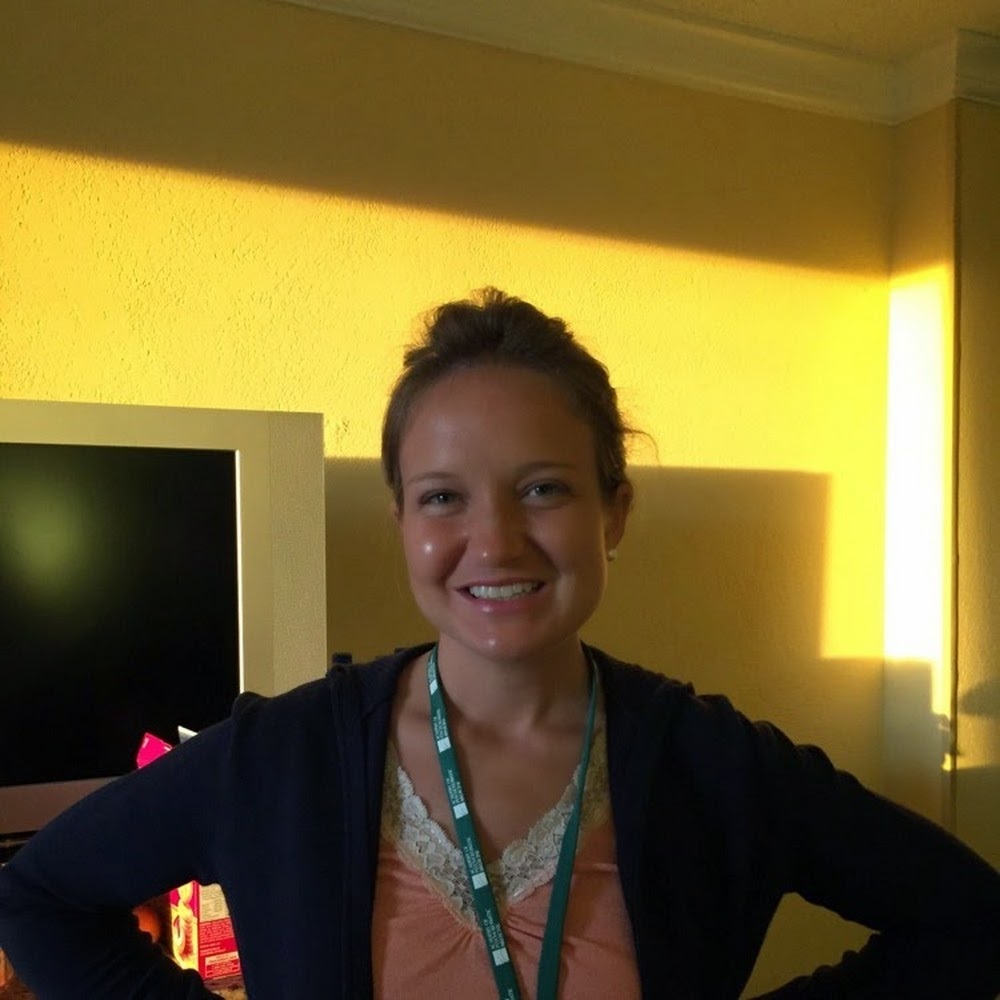 Meet your Posher, Alyson
