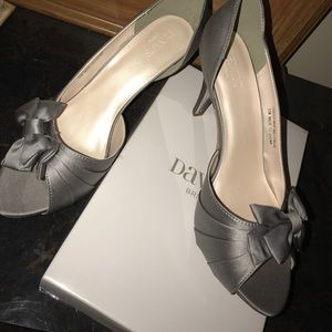 Shoes size 12W